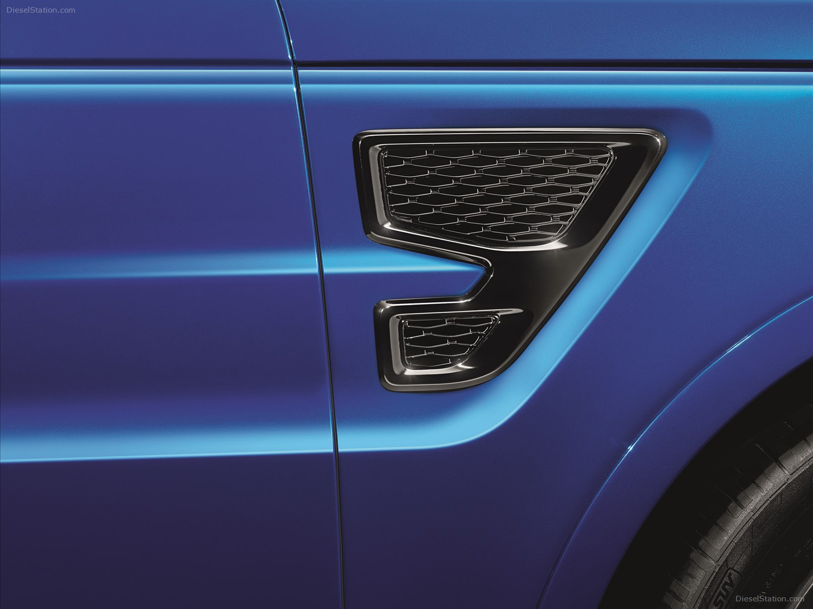 Land Rover Range Rover Sport SVR 2015